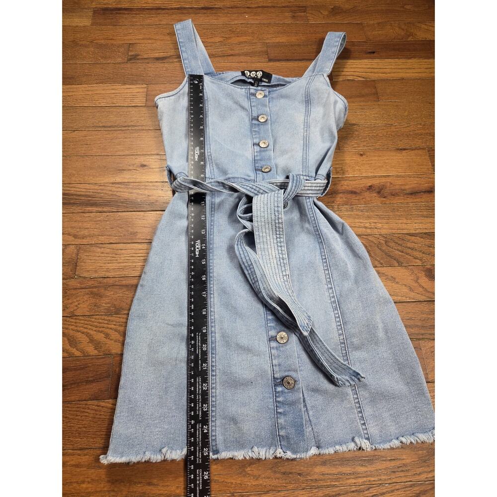By Rewash Denim Mini Dress Womens M Blue Button Front Tie Waist Frayed Hem Y2K - Picture 7 of 7